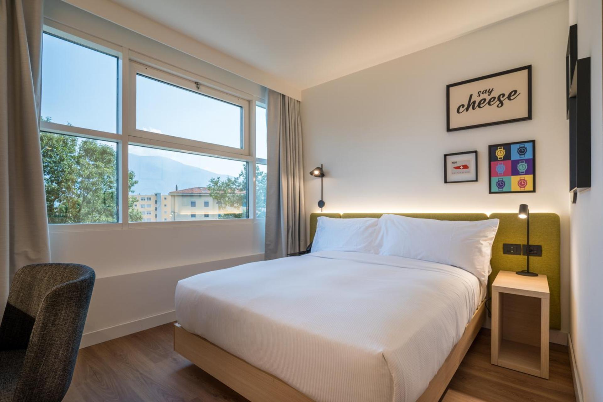 Hotel Hampton By Hilton Locarno Losone Exterior foto